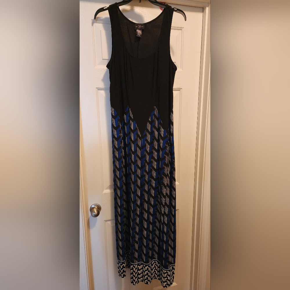 2 stitch black and blue geometric sleeveless maxi dress.